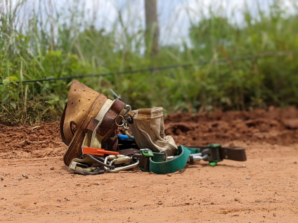 lineman climbing belt