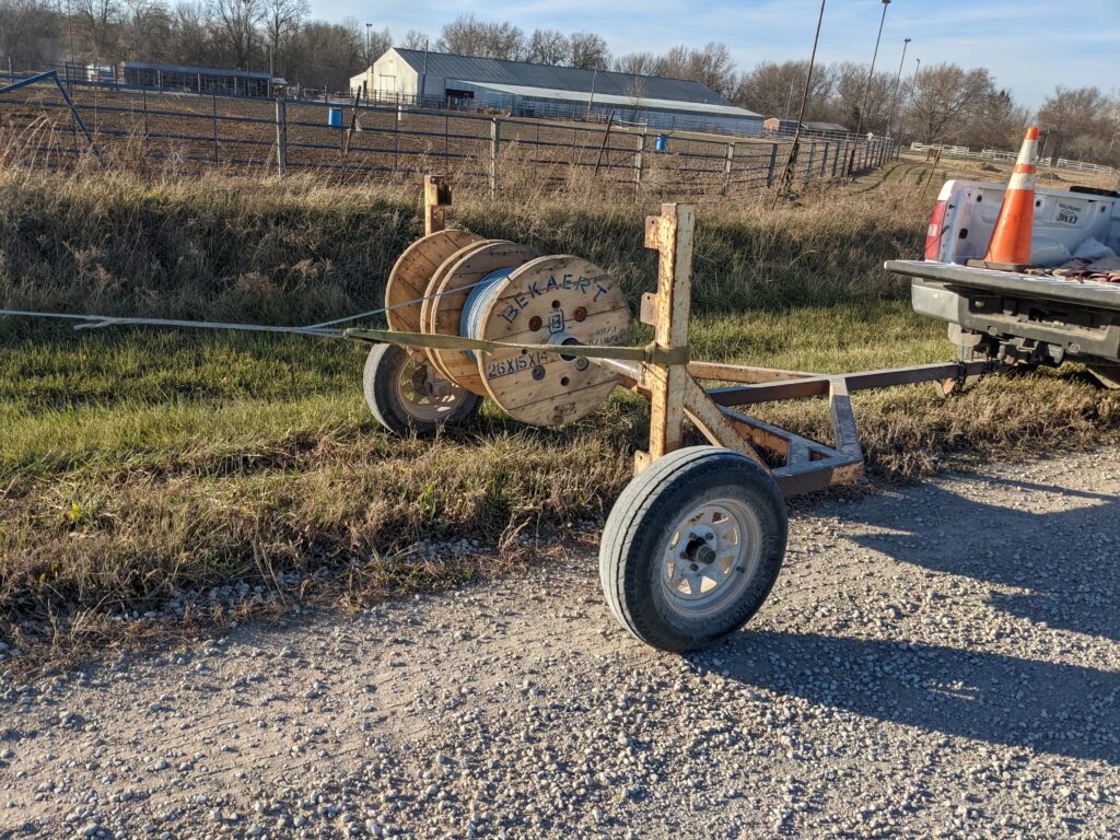 sucking up strand trailer